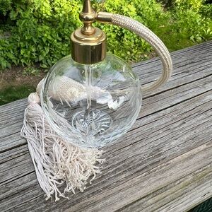 Stuart Glass Perfume Pump Atomizer Etched Flowers Taupe Colored Pump As Is